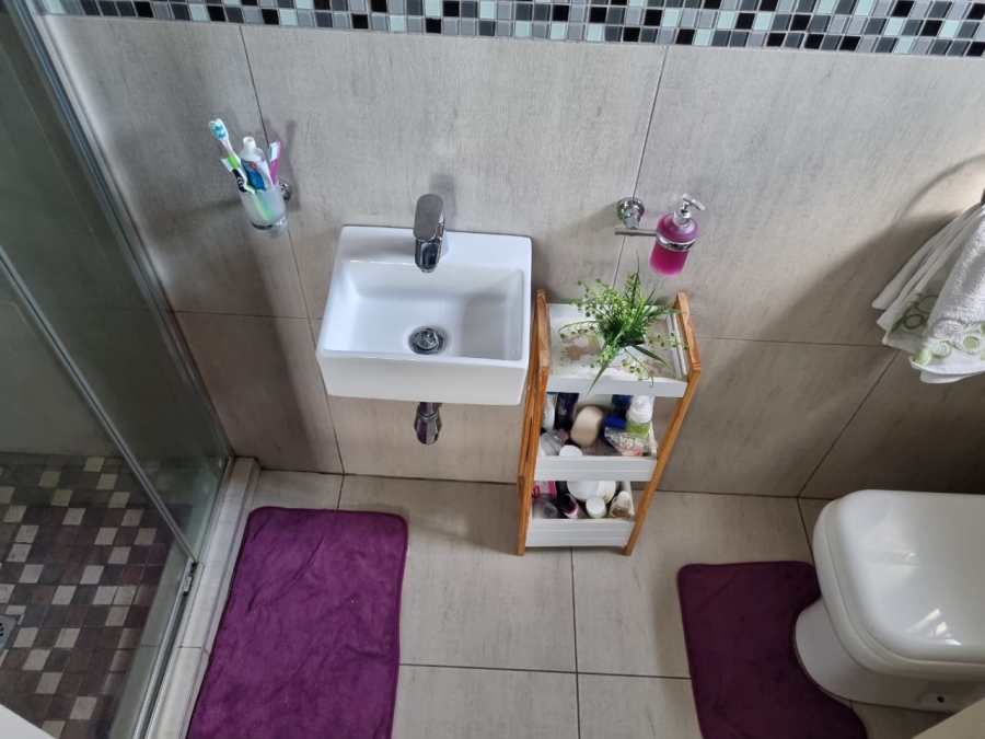 2 Bedroom Property for Sale in Estoire Free State